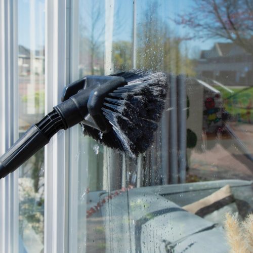 Teleszkópos napelem tisztító alumínium mosó kefe vegyszer adagolóval 4,6 m 