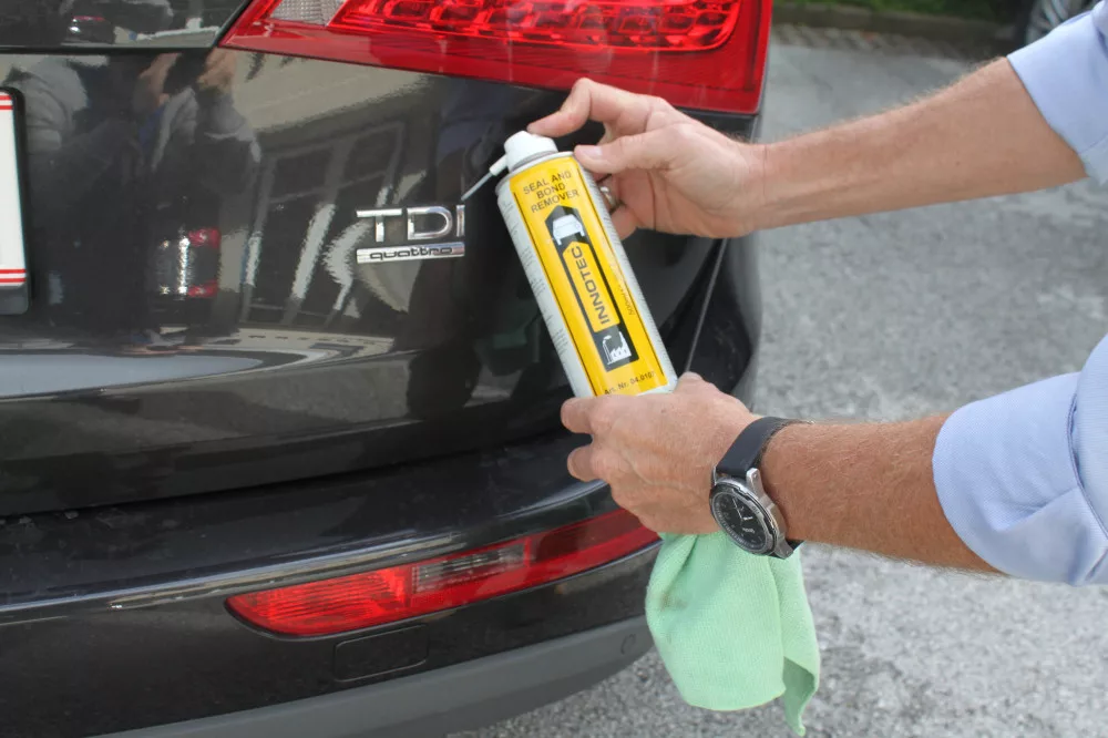 innotec-seal-and-bond-remover-matricaeltavolito-spray.webp